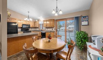 116 W Birchwood Dr, Brandon, SD 57005