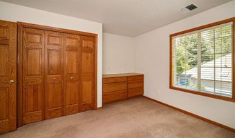 2220 Park Ter NW, Albany, OR 97321
