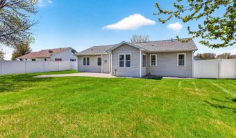 N9168 Cherry Meadow Dr, Appleton, WI 54915