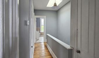 32 1st St 2, Albany, NY 12210