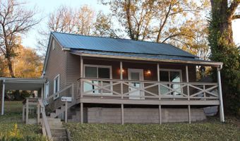 137 W Conwell St, Aurora, IN 47001