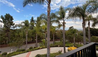 1677 S Hill Ave, Fallbrook, CA 92028