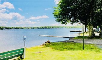 4 Wylie Cir, Albrightsville, PA 18210
