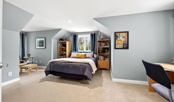 2069 Upper Chelsea Rd, Columbus, OH 43221