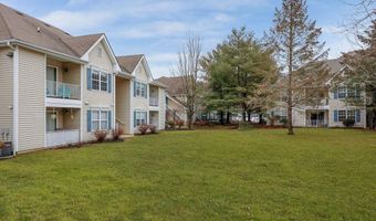 1015 Wedgewood Cir 1015, Belford, NJ 07718