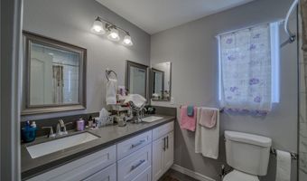 1632 Shamrock Rd, Bullhead City, AZ 86442