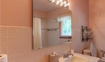 1510 Plainview Ln, Albert Lea, MN 56007