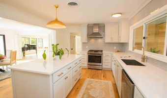1512 Douglas Dr, Bainbridge, GA 39819