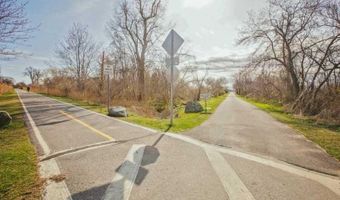 77 Windward Ln, Bristol, RI 02809