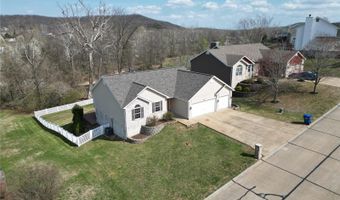 2641 Windmill Forest Dr, Imperial, MO 63052