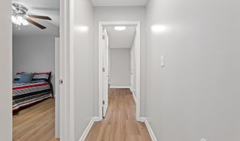 198 Arlington Ave, Aberdeen, NJ 07721