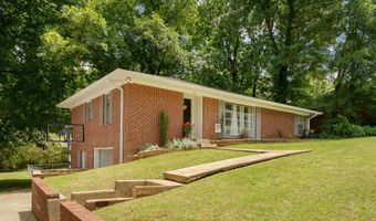 107 Baker Dr, Florence, AL 35630