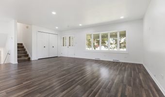 1750 W Woodland Ave, Addison, IL 60101