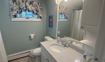 144 S Pier Rd, Narragansett, RI 02882