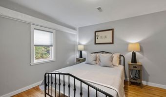 31 Water St 1, Bradford, NH 03221