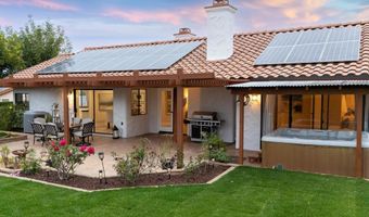 3913 Summer Way, Escondido, CA 92025