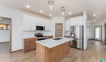 2316 E Tinley St, Brandon, SD 57005