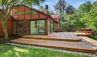 8735 Glen Nevis Rd NE, Ada, MI 49301