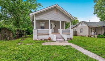 318 W Olive St, Aurora, MO 65605
