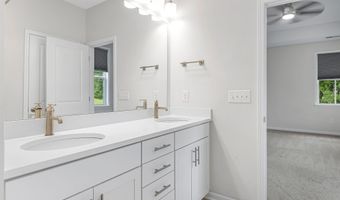 840 Orchard Valley Ln, Boiling Springs, SC 29316