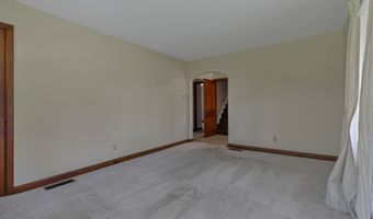 300 N Johns St, Amanda, OH 43102