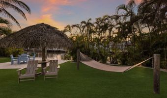 212 OAK Ave, Anna Maria, FL 34216