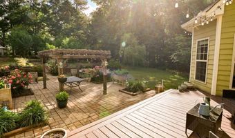 283 Creekside Dr, Arnoldsville, GA 30619