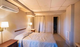 547- B KING St 17B, Basye, VA 22810