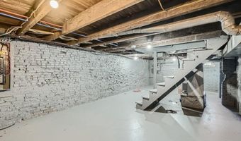 1324 W PRATT St, Baltimore, MD 21223