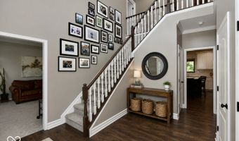 1852 Valleywood Dr, Avon, IN 46123