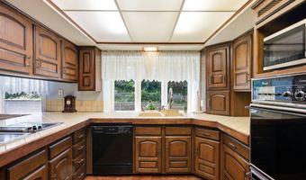 2941 OAKWOOD Dr, Bountiful, UT 84010