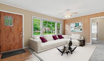 216 S Michigan Ave, Addison, IL 60101