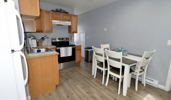 12 Division St, Danbury, CT 06810