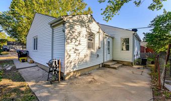 1621 Dearborn St, Augusta, KS 67010