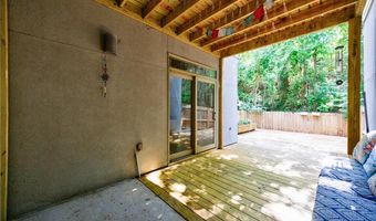 1380 Stirling Cir NW 26, Atlanta, GA 30318