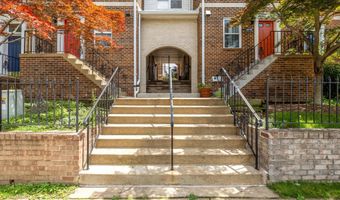 3034 S GLEBE Rd, Arlington, VA 22206