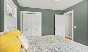 1858 Rutledge St, Madison, WI 53704