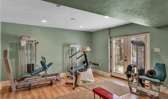 109 Lakeland Dr, Adams Twp., PA 16046