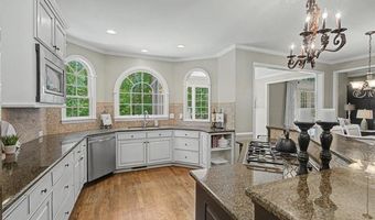 31 Rocky Brook Ct, Acworth, GA 30101