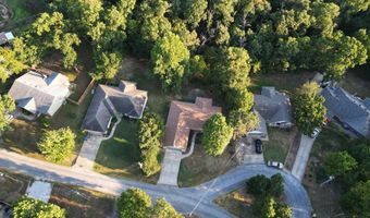 9 Piccadilly Ln, Bella Vista, AR 72714