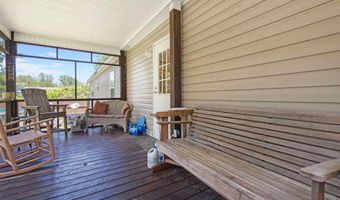 215 Hines Dr, Bonneau, SC 29431