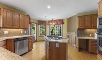 16808 NW YORKTOWN Dr, Beaverton, OR 97006