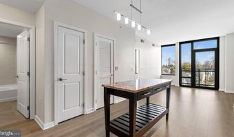 8300 WISCONSIN Ave 1B-1-829, Bethesda, MD 20814