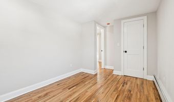 38 Somerset Rd E, Amityville, NY 11701