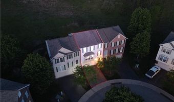 675 Village Green Blvd E, Adams Twp., PA 16046