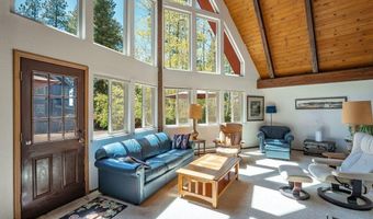 17 Golf Links Dr, Glenbrook, NV 89413