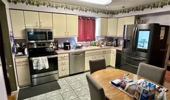 300 BROADVIEW Ave, Altamonte Springs, FL 32701