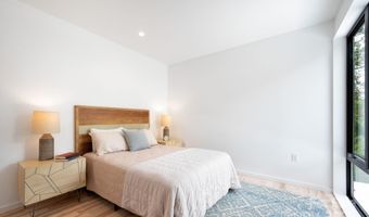 7 Haith Dr, Asheville, NC 28801