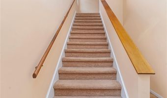 20 Pond Ct A, North Providence, RI 02904