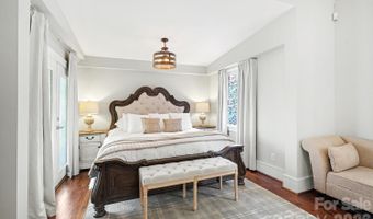 904 36th St, Charlotte, NC 28205
